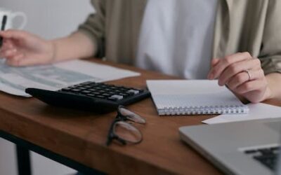 Cómo montar una asesoría desde cero: formación, requisitos y claves del negocio